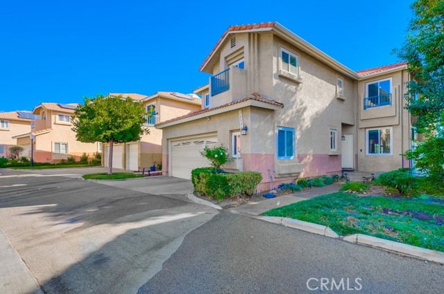 Detail Gallery Image 1 of 75 For 18556 Olympian Ct, Canyon Country,  CA 91351 - 3 Beds | 2/1 Baths