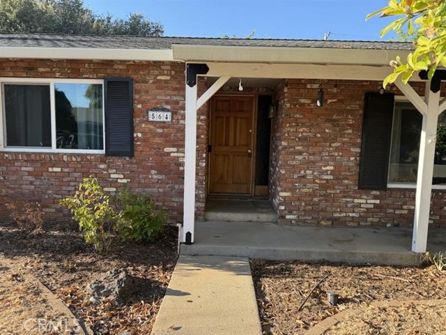 Detail Gallery Image 2 of 3 For 564 Estate St, Redding,  CA 96002 - 4 Beds | 2 Baths