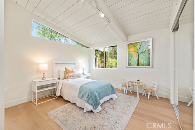 Detail Gallery Image 23 of 31 For 22806 Calabash St, Woodland Hills,  CA 91364 - 3 Beds | 2 Baths