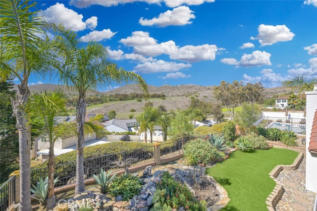 Detail Gallery Image 3 of 45 For 2911 Obrajero, San Clemente,  CA 92673 - 3 Beds | 2 Baths