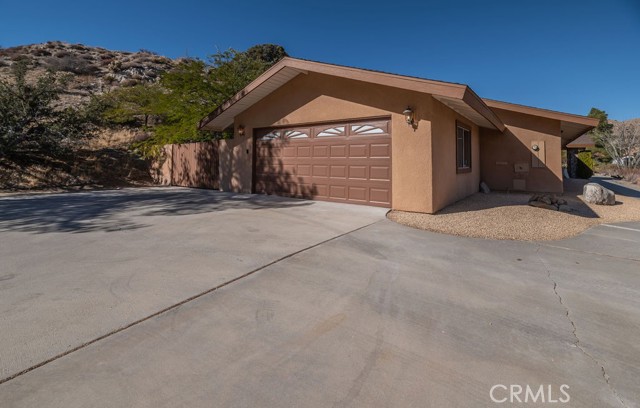 Detail Gallery Image 32 of 50 For 54046 Ridge Rd, Yucca Valley,  CA 92284 - 4 Beds | 2 Baths