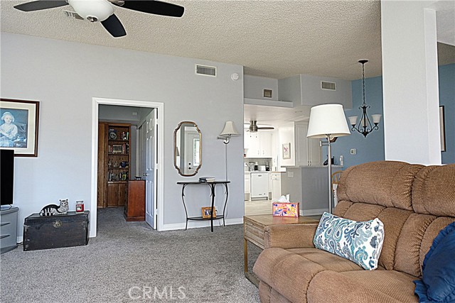 Detail Gallery Image 12 of 33 For 13141 Del Monte Dr 284f M11,  Seal Beach,  CA 90740 - 2 Beds | 1/1 Baths