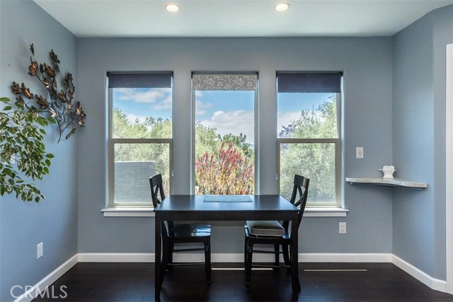 2852 Los Feliz Court, San Luis Obispo CA: https://media.crmls.org/medias/61df882c-542e-44aa-b2b0-8e4fdce26878.jpg