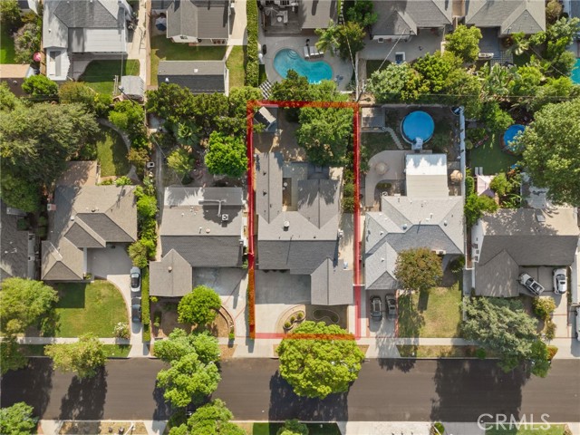 7027 Shoshone Avenue, Van Nuys CA: https://media.crmls.org/medias/61e16c10-ff4f-4d4b-8e62-83719c6c2e3e.jpg