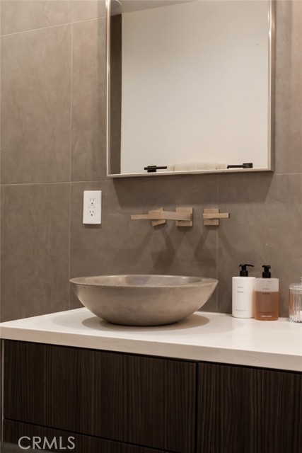 Detail Gallery Image 20 of 44 For 8130 Gould, Los Angeles,  CA 90046 - 3 Beds | 3/1 Baths