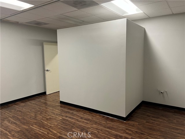 175 E 9th Street, Corona, California 92879, ,Commercial Lease,For Rent,175 E 9th Street,CRSR24049207