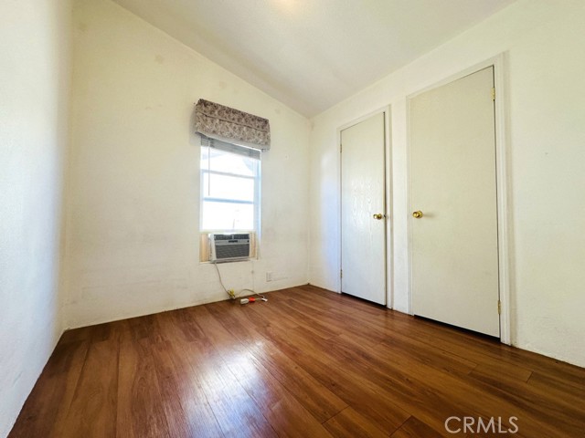 7560 Woodman Place, 46 photo 7