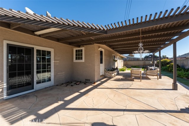 Detail Gallery Image 25 of 30 For 2020 W Willow Ave, Orange,  CA 92868 - 3 Beds | 2 Baths