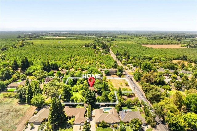 2176 Bidwell Avenue, Chico CA: https://media.crmls.org/medias/61e3d6ec-c390-4189-b839-e3e712b01605.jpg
