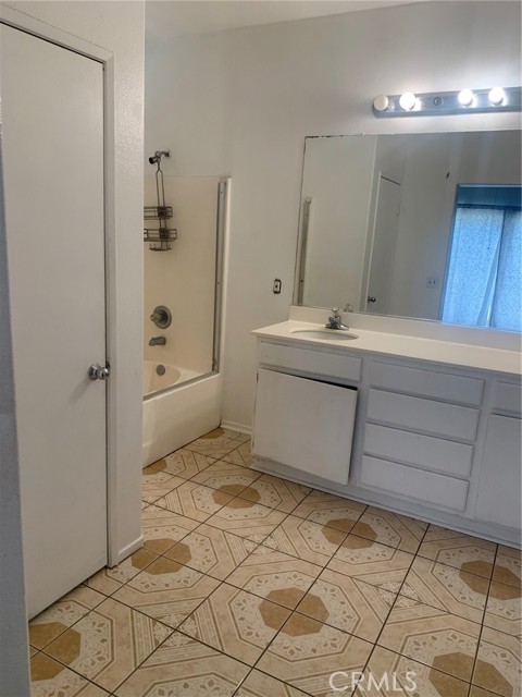 1561 Palma Bonita, Perris CA: https://media.crmls.org/medias/61e3d8de-776b-4507-bb5f-25f65b33bc03.jpg
