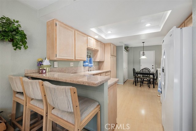 13562 Mahogany Place, Tustin CA: https://media.crmls.org/medias/61e3dae0-5c1f-40b2-a0a4-14a08badb7a4.jpg