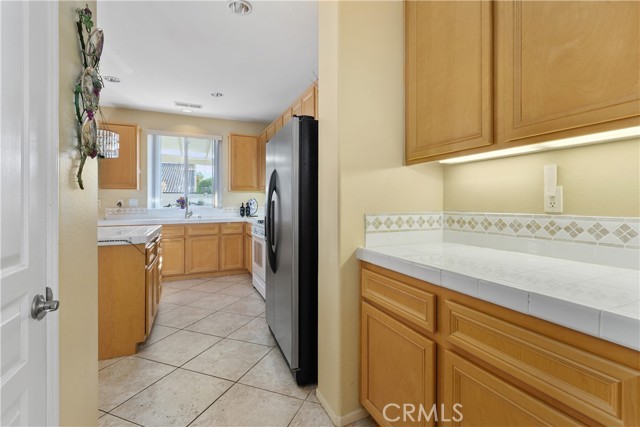 Detail Gallery Image 16 of 38 For 186 Canary Ck, Beaumont,  CA 92223 - 2 Beds | 2 Baths