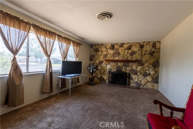 Detail Gallery Image 6 of 41 For 1191 W Avenue J-11, Lancaster,  CA 93534 - 4 Beds | 3 Baths