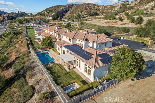18041 Merlin Road, Silverado CA: https://media.crmls.org/medias/61e5d2b3-919a-41fa-ae20-75a993b96d95.jpg