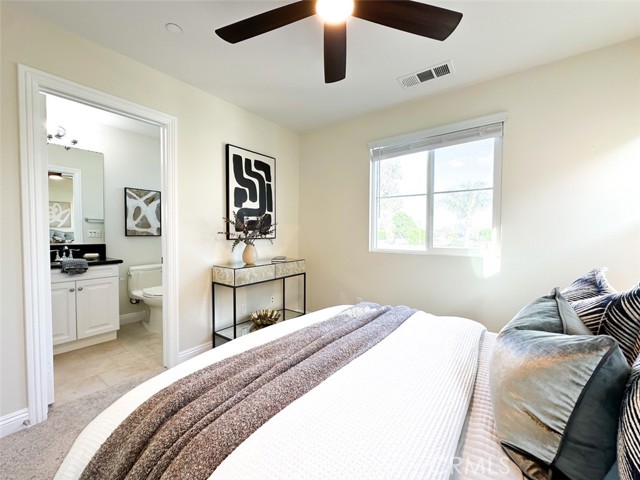 Detail Gallery Image 12 of 24 For 20304 Estuary Ln, Newport Beach,  CA 92660 - 3 Beds | 3/1 Baths