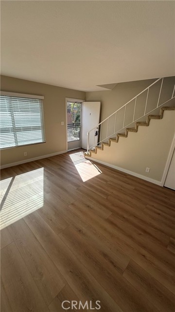 Detail Gallery Image 5 of 34 For 2445 Elden, Costa Mesa,  CA 92627 - 2 Beds | 1/1 Baths