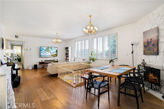 Detail Gallery Image 10 of 38 For 241 S Reeves Dr #302,  Beverly Hills,  CA 90212 - 3 Beds | 3 Baths