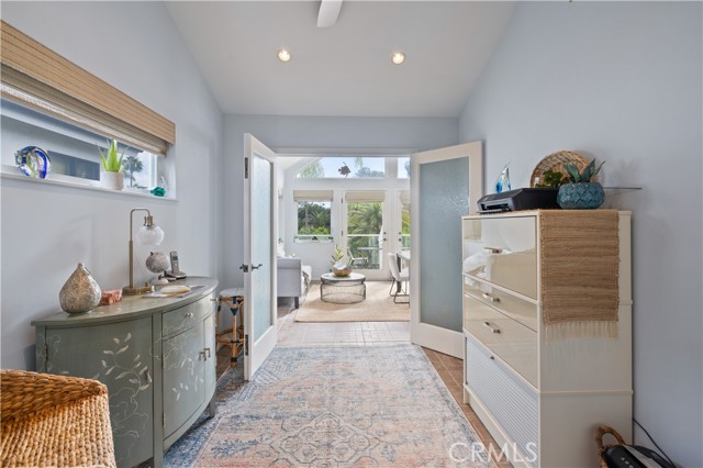 Detail Gallery Image 12 of 33 For 208 W Avenida De Los Lobos Marinos, San Clemente,  CA 92672 - 2 Beds | 2 Baths