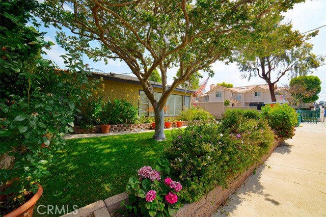 1811 Harriman Lane, Redondo Beach, California 90278, 3 Bedrooms Bedrooms, ,2 BathroomsBathrooms,Residential,Sold,Harriman,PV22149915