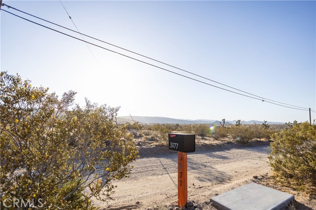 3977 Sage Avenue, Yucca Valley CA: https://media.crmls.org/medias/61e7a090-9b02-4d42-8b14-9d4638a7c9ca.jpg