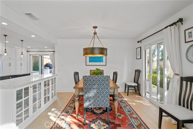 28332 Via Alfonse, Laguna Niguel CA: https://media.crmls.org/medias/61e84a7a-59d0-403a-9b08-77ba466f888b.jpg