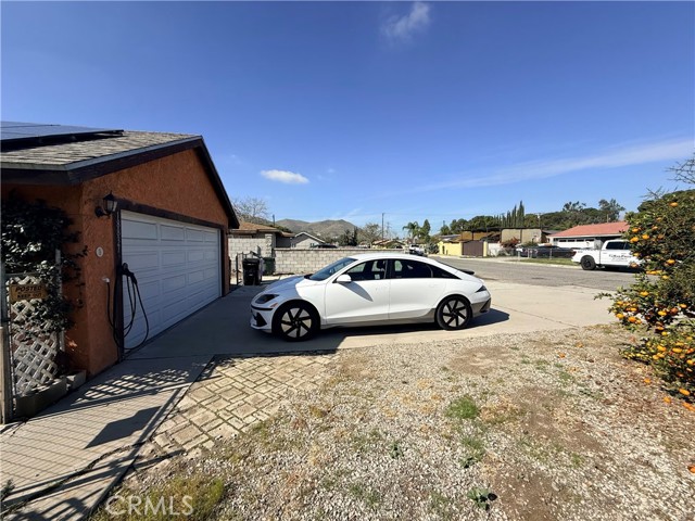 Detail Gallery Image 6 of 35 For 18837 6th, Bloomington,  CA 92316 - 3 Beds | 2 Baths