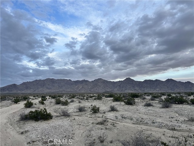 Detail Gallery Image 11 of 13 For 0 New Ironage Rd, Twentynine Palms,  CA 92277 - – Beds | – Baths