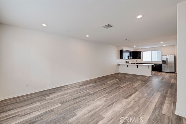 Detail Gallery Image 27 of 54 For 14424 Lily Ln #5,  Gardena,  CA 90247 - 3 Beds | 3/1 Baths