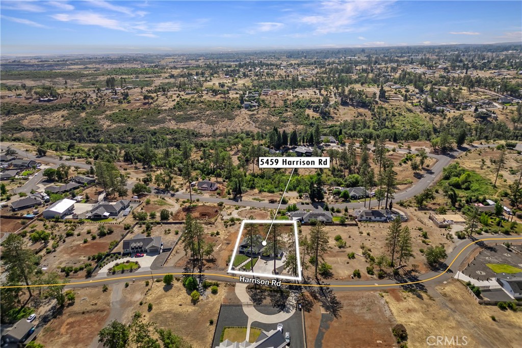 https://media.crmls.org/medias/61ead0e7-ab29-41fb-948d-735f76cd885d.jpg?preset=X-Large