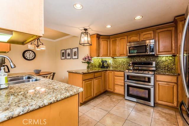 2016 Dufour Avenue, Redondo Beach, California 90278, 3 Bedrooms Bedrooms, ,2 BathroomsBathrooms,Residential,Sold,Dufour,SB17040386