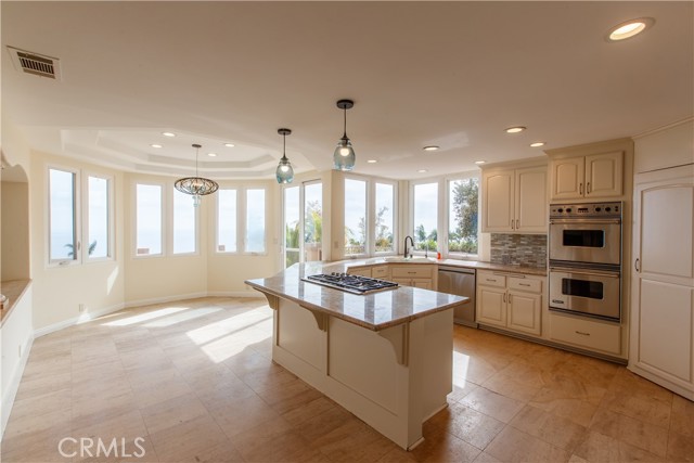 3355 Palo Vista Drive, Rancho Palos Verdes CA: https://media.crmls.org/medias/61ebadc6-181d-4277-a64c-ae8211100bb3.jpg