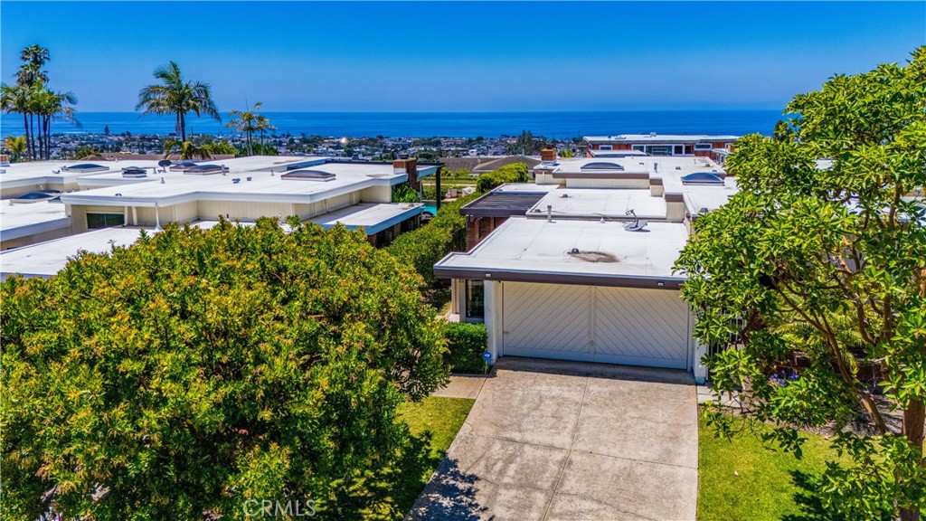 61ec98ab 46fe 4e76 A664 1d0aa0238e91