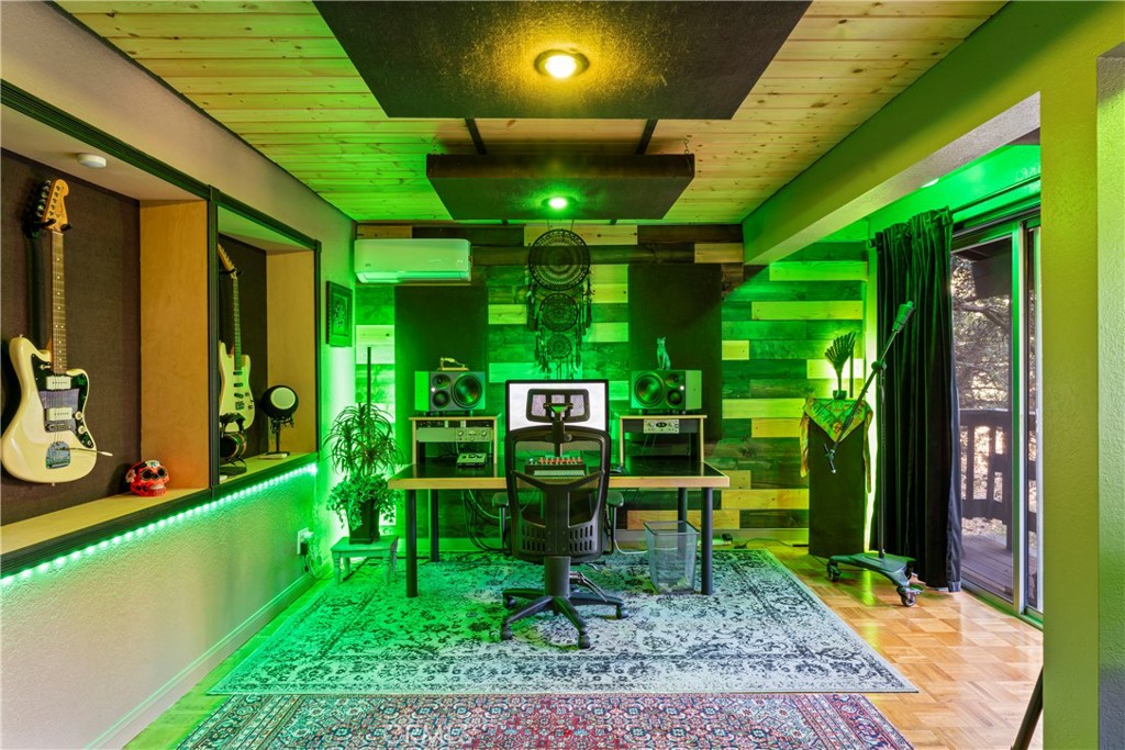 MLS #IV25270044 image #46