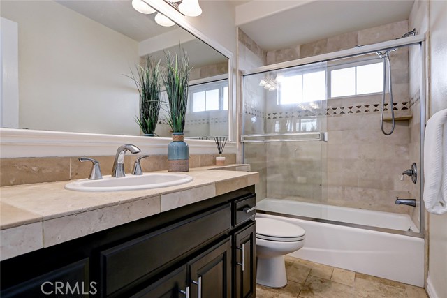 Detail Gallery Image 29 of 34 For 506 N Lucia Ave #B,  Redondo Beach,  CA 90277 - 4 Beds | 3 Baths