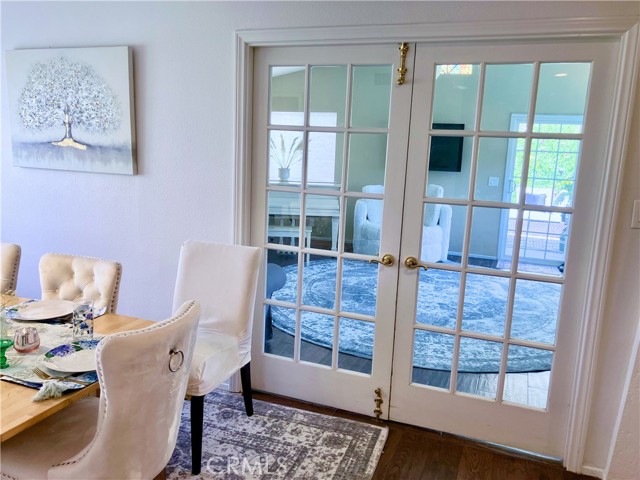 Detail Gallery Image 16 of 42 For 30308 Jasmine Valley, Canyon Country,  CA 91387 - 4 Beds | 2 Baths