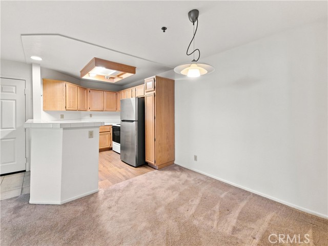 5728 Oak Bend Ln Unit 202, Oak Park, CA 91377 photo 6