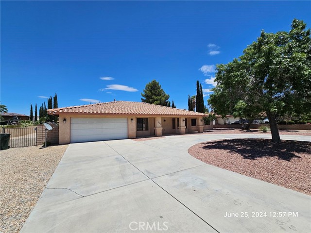 Detail Gallery Image 1 of 1 For 13425 Rincon Rd, Apple Valley,  CA 92308 - 4 Beds | 2 Baths