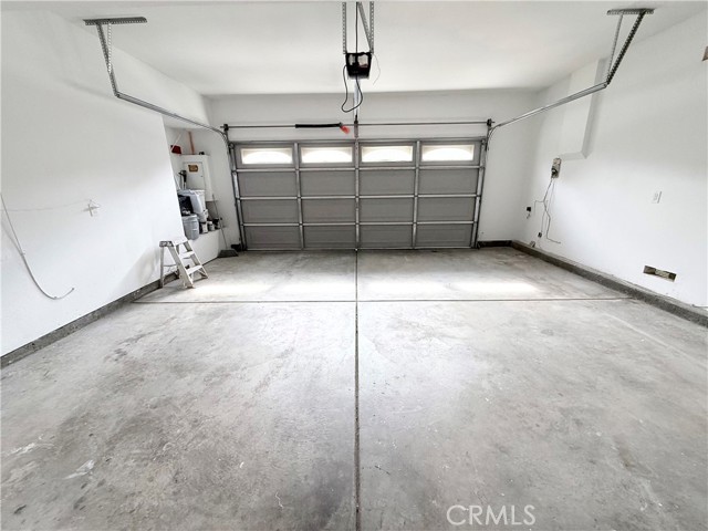 Detail Gallery Image 24 of 26 For 1315 Castledale St, Riverside,  CA 92501 - 5 Beds | 3 Baths