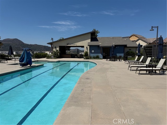 130 Luneta Lane, Rancho Mission Viejo CA: https://media.crmls.org/medias/61ee9088-ed6c-4ed1-aa65-aea3abcd77a6.jpg