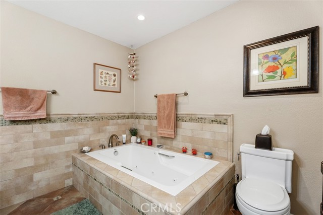 Detail Gallery Image 29 of 48 For 16255 Pacific Cir #204,  Huntington Beach,  CA 92649 - 3 Beds | 3 Baths