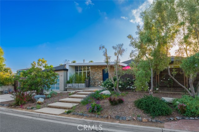 Detail Gallery Image 53 of 68 For 1933 Whittier Ave, Costa Mesa,  CA 92627 - 4 Beds | 2 Baths