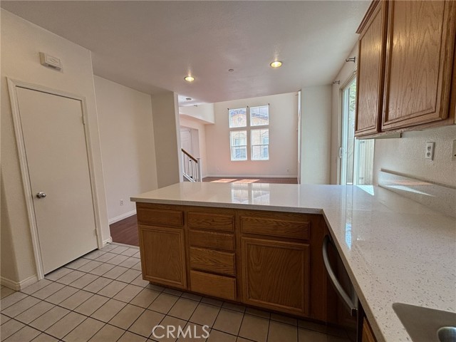 Detail Gallery Image 7 of 26 For 1890 Flint, Riverside,  CA 92501 - 3 Beds | 2/1 Baths