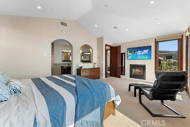 Detail Gallery Image 35 of 75 For 31422 Ceanothus Dr, Laguna Beach,  CA 92651 - 3 Beds | 3/1 Baths