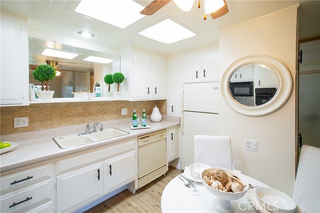 Detail Gallery Image 16 of 26 For 1200 Canoe Brook Dr., M3-19f, Seal Beach,  CA 90740 - 2 Beds | 1 Baths