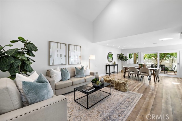 27 Palm Beach Court, Dana Point CA: https://media.crmls.org/medias/61f14f31-a8bc-4d24-8aec-f77487239b3f.jpg