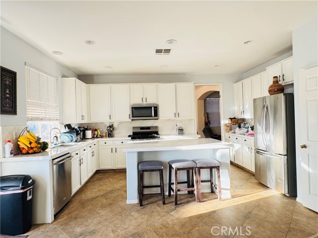 Detail Gallery Image 14 of 40 For 12615 Bellflower, Moreno Valley,  CA 92555 - 4 Beds | 3 Baths