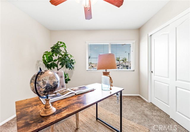 18202 Foss Lane, Huntington Beach CA: https://media.crmls.org/medias/61f221f8-e09e-4b8f-acf3-eca5568f9851.jpg