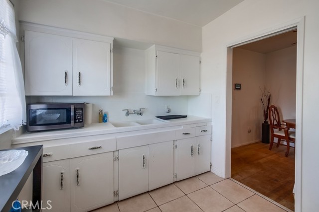 327 S 35th Street, San Diego CA: https://media.crmls.org/medias/61f23704-6734-422f-ae49-79c618b63593.jpg