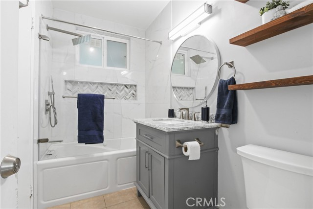 14906 Grevillea Avenue, Lawndale CA: https://media.crmls.org/medias/61f4ae00-0f09-4844-b4f7-a55792aaf9dc.jpg