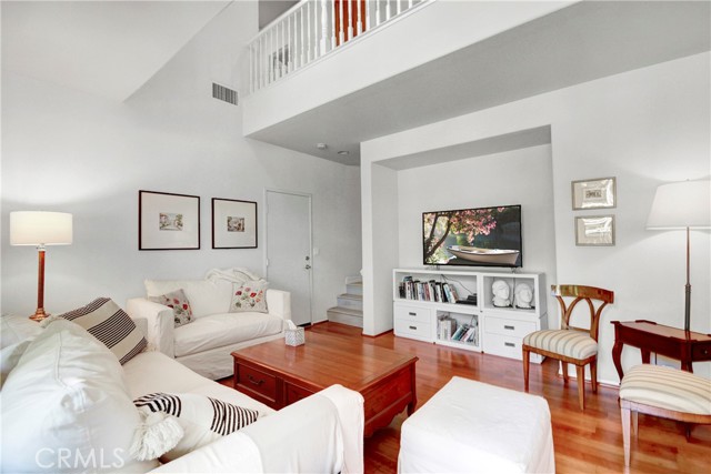 183 Sklar Street, Ladera Ranch CA: https://media.crmls.org/medias/61f59d6d-eefe-4155-931d-4e6b4a26f676.jpg